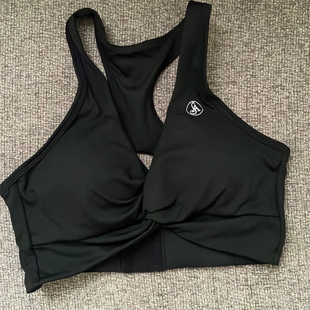 NWOT Allure the Brand aka Allure by Ana Black Sports Bra